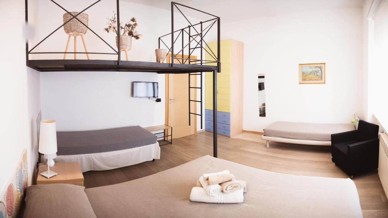 Accogliente Casa Livorno住宿加早餐旅馆 外观 照片